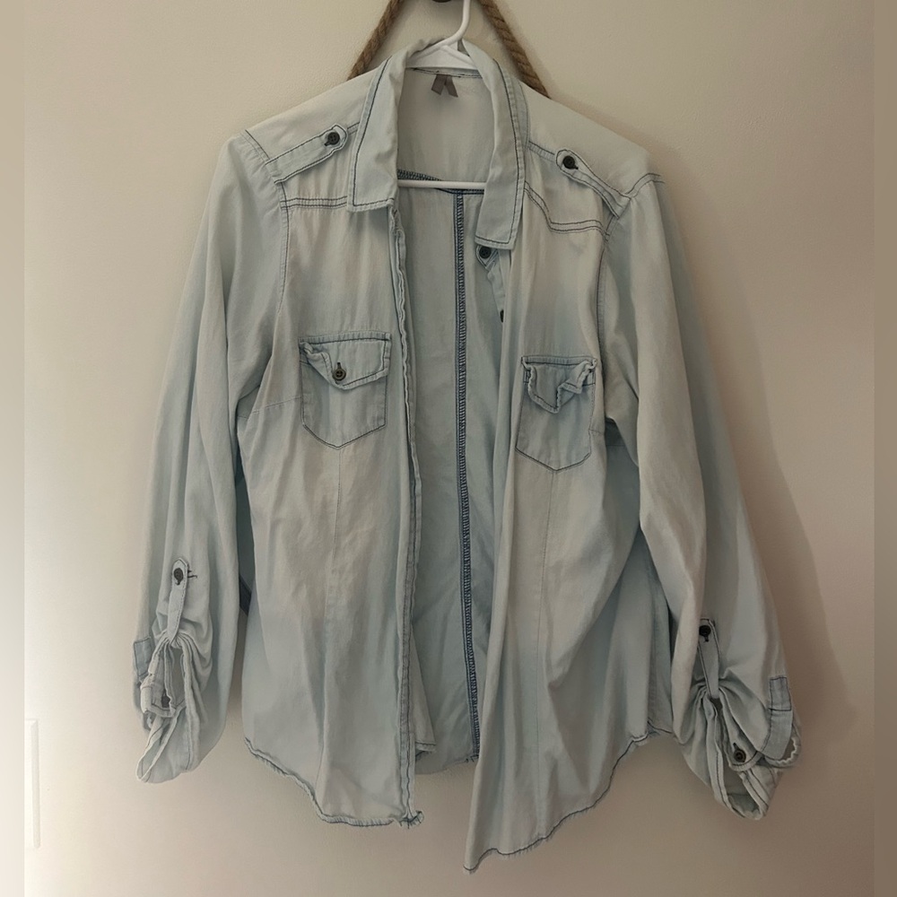 Vanity button up